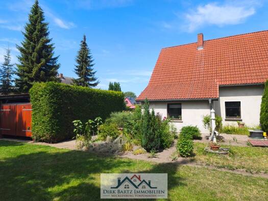 Doppelhaushälfte zum Kauf 160.000 € 3 Zimmer 75 m² 900 m² Grundstück Verchen 17111