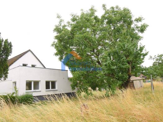 Doppelhaushälfte zum Kauf 299.000 € 6 Zimmer 211 m² 1.343 m² Grundstück Förstereistraße 11 Fünfeichen 15890