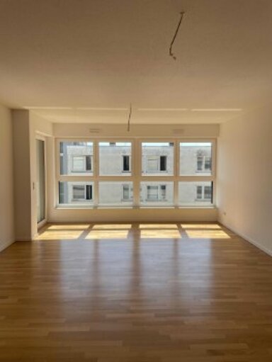 Wohnung zur Miete 700 € 2 Zimmer 65 m² frei ab sofort Wallaustr. Neustadt Mainz 55118