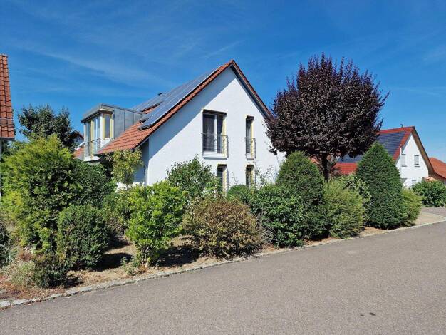 Einfamilienhaus zum Kauf provisionsfrei 875.000 € 8 Zimmer 265 m² 636 m² Grundstück Heinrich-von-Vellberg-Weg 7 Vellberg 74541