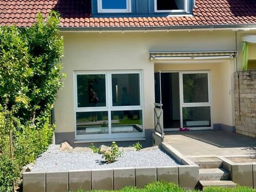 Reihenmittelhaus zur Miete 1.900 € 6,5 Zimmer 148 m² 155 m² Grundstück Kirchhofen Ehrenkirchen 79238