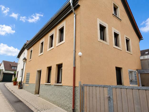 Einfamilienhaus zum Kauf 405.000 € 5 Zimmer 121 m² 368 m² Grundstück Rottenbauer Würzburg 97084