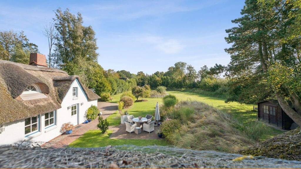 Einfamilienhaus zum Kauf 750.000 € 6 Zimmer 125 m² 3.582 m² Grundstück Tating 25881