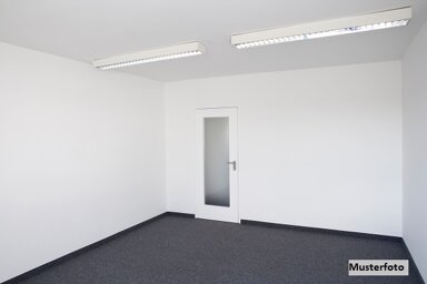 Wohnung zum Kauf 110.000 € 4 Zimmer 120 m² Marjoß Steinau 36396