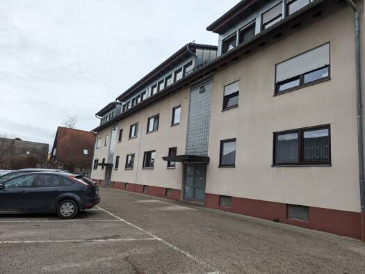 Wohnung zur Miete 800 € 3 Zimmer 80 m² Geschoss 2/3 frei ab 01.02.2026 Moosbacher Hauptstraße 28 Moosbach Feucht 90537