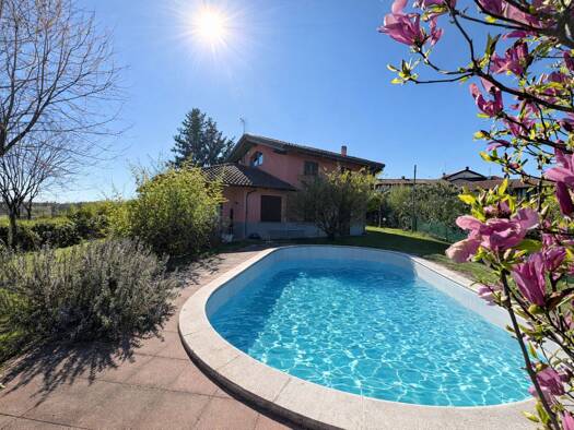 Doppelhaushälfte zum Kauf 495.000 € 6 Zimmer 311 m² frei ab sofort via castello Borgo Ticino 28040