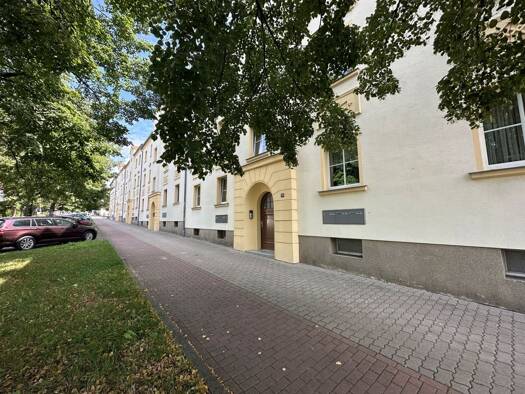 Wohnung zur Miete 430 € 3 Zimmer 57 m² 1. Geschoss frei ab 01.10.2026 Wörmlitzer Straße 28 Innenstadt Mitte 06110