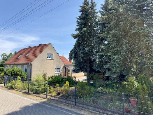 Doppelhaushälfte zum Kauf 99.000 € 6 Zimmer 95 m² 1.212 m² Grundstück frei ab sofort Griebo Wittenberg 06886