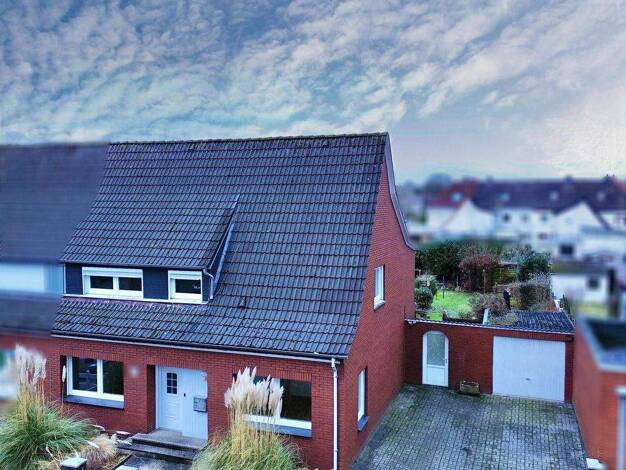 Doppelhaushälfte zum Kauf 199.000 € 6 Zimmer 134 m² 614 m² Grundstück Nordhorn 48527