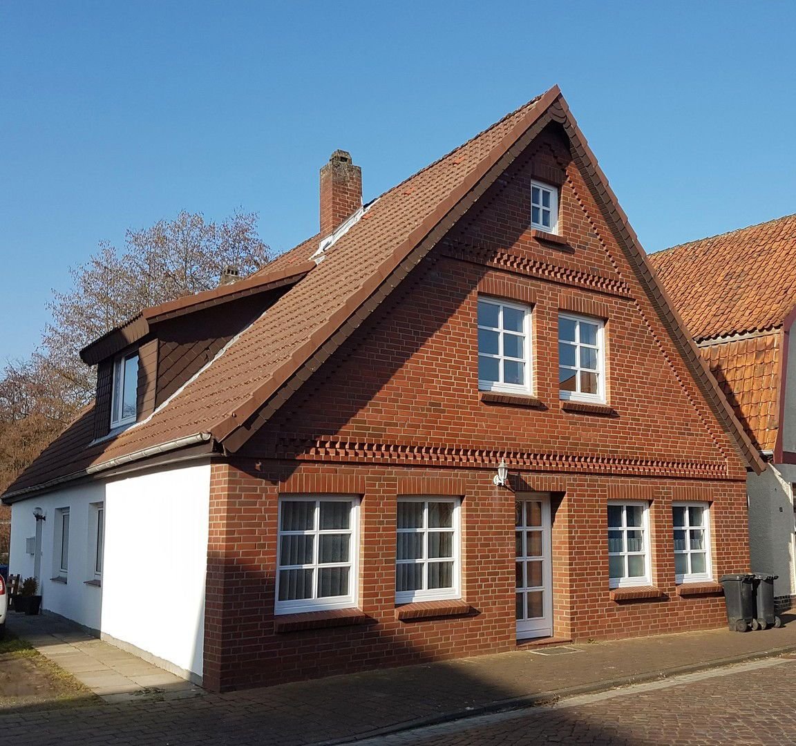 Mehrfamilienhaus zum Kauf provisionsfrei als Kapitalanlage geeignet 170.000 € 220 m²<br/>Wohnfläche 513 m²<br/>Grundstück Neuhaus Oste 21785