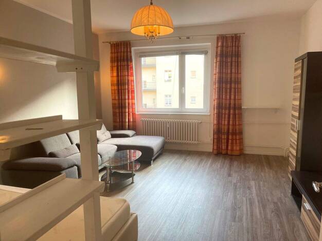 Wohnung zum Kauf 376.450 € 3 Zimmer 73 m² Geschoss 2/4 frei ab sofort Westend Charlottenburg-Wilmersdorf 14052