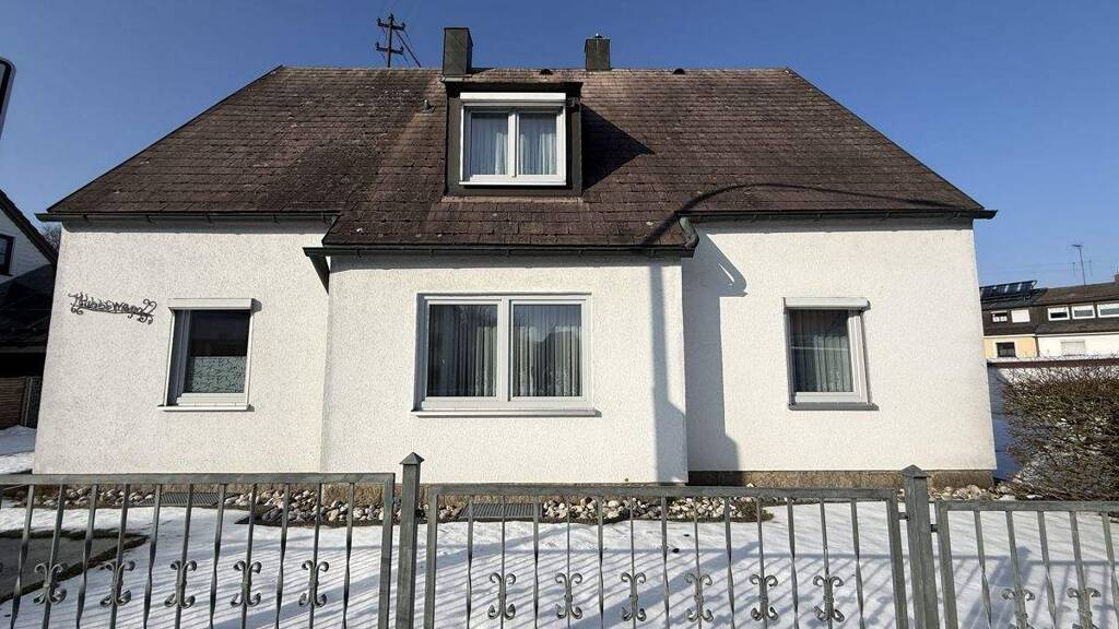 Einfamilienhaus zum Kauf 189.000 € 6 Zimmer 144 m² 761 m² Grundstück Mitterteich 95666