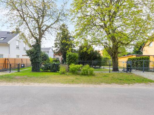 Grundstück zum Kauf 349.500 € 590 m² Grundstück Berlin 12621