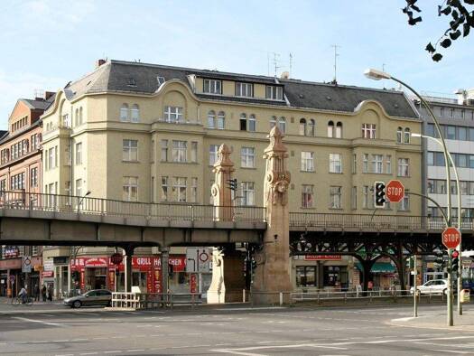 Wohnung zur Miete 714 € 2 Zimmer 72 m² 3. Geschoss frei ab 16.12.2025 Bülowstraße 24 Schöneberg Berlin 10783