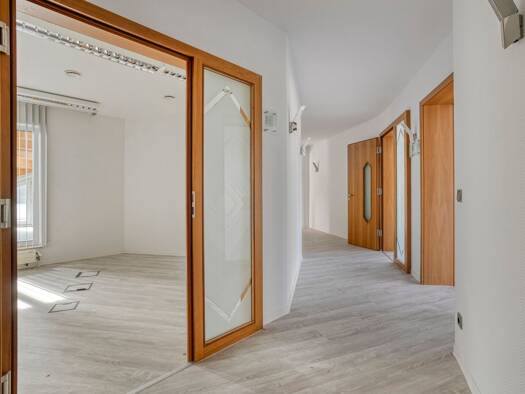Wohnung zur Miete 1.900 € 6 Zimmer 200 m² Geschoss 1/4 frei ab sofort Altenessen-Nord Essen 45329