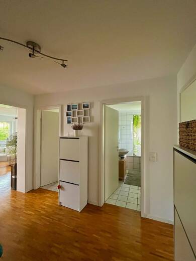Wohnung zur Miete 880 € 2 Zimmer 65 m² Geschoss 1/2 frei ab 01.07.2025 Eltingen Leonberg 71229