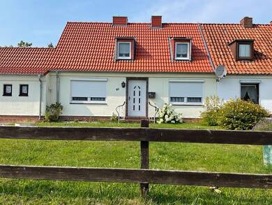 Reihenendhaus zum Kauf 199.000 € 4 Zimmer 90 m² 627 m² Grundstück Wesselburen 25764