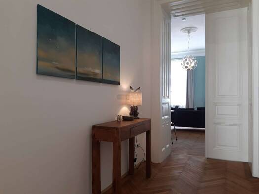 Wohnung zur Miete 28,70 € 4 Zimmer 115 m² 2. Geschoss Bennoplatz Wien 1080