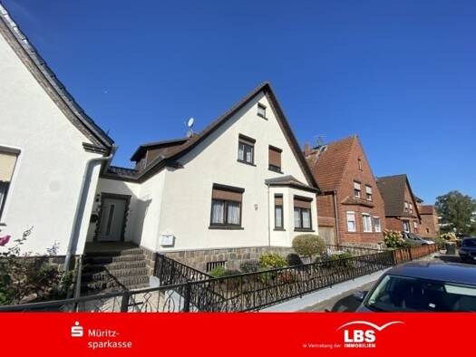 Einfamilienhaus zum Kauf provisionsfrei 390.000 € 6,5 Zimmer 170 m² 439 m² Grundstück Waren Waren (Müritz) 17192