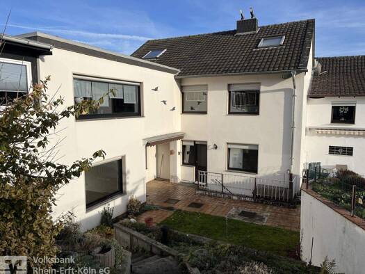 Einfamilienhaus zum Kauf 399.000 € 10 Zimmer 274,6 m² 910 m² Grundstück Eggersheim Nörvenich 52388