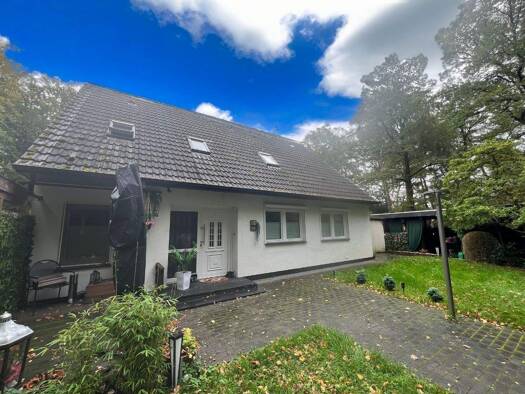 Haus zum Kauf 299.000 € 6 Zimmer 141 m² 335 m² Grundstück Sandkrug II Hatten 26209
