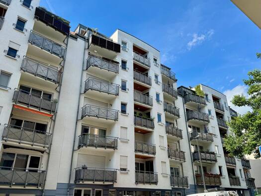 Wohnung zum Kauf 140.000 € 1,5 Zimmer 42 m² Connewitz Süd 04277
