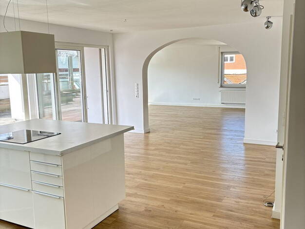 Wohnung zur Miete 1.120 € 3 Zimmer 154 m² 1. Geschoss Bahnhofstraße 4a Delligsen 31073