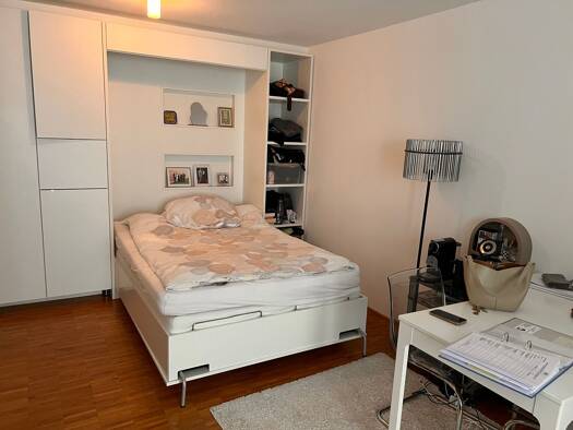 Wohnung zur Miete 895 € 1 Zimmer 32 m² Geschoss 1/4 frei ab sofort Meisengasse 30 Innenstadt Innenstadt I 60313