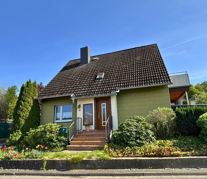 Haus zum Kauf 240.000 € 7 Zimmer 132 m² 552 m² Grundstück Holtensen Hameln 31787