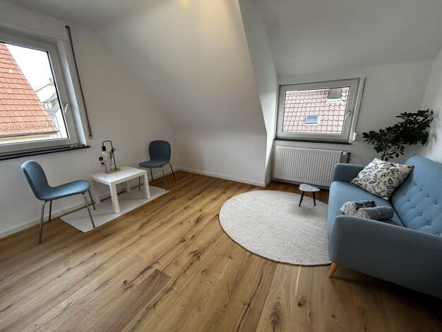 Wohnung zur Miete 950 € 2 Zimmer 36 m² Dachgeschoss, 3. Geschoss frei ab 01.09.2025 Alt-Böckingen - Ost Heilbronn 74080