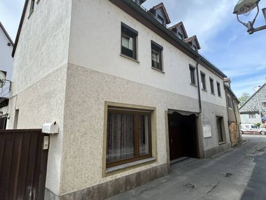 Mehrfamilienhaus zum Kauf 289.000 € 9 Zimmer 158 m² 157 m² Grundstück Heidingsfeld Würzburg 97084