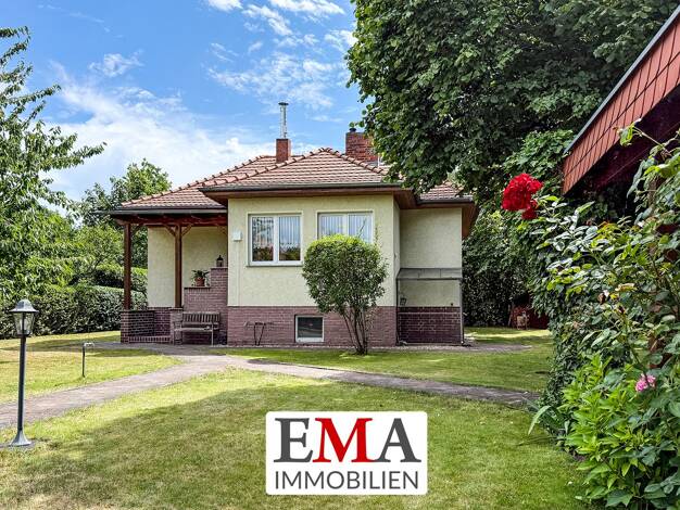 Einfamilienhaus zum Kauf 395.000 € 2 Zimmer 60 m² 897 m² Grundstück Falkensee 14612