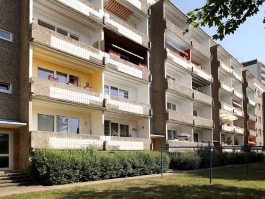 Wohnung zur Miete 318 € 3 Zimmer 62,9 m² 4. Geschoss Max-Adrion-Str. 17 Datzeberg Neubrandenburg 17034