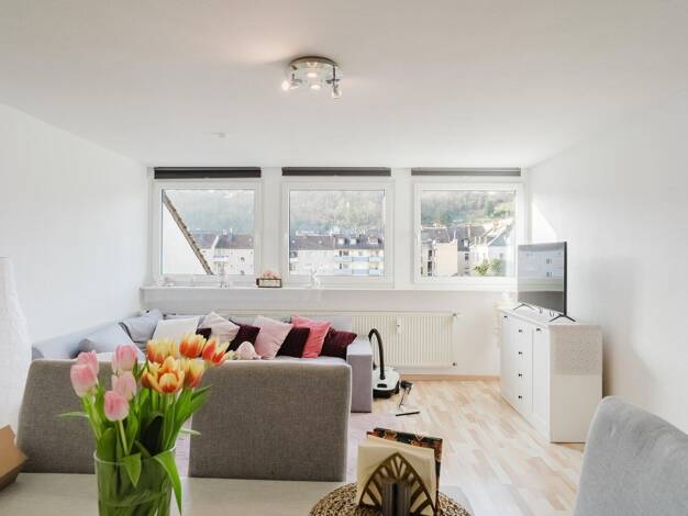 Wohnung zur Miete 985 € 4 Zimmer 83,3 m² 4. Geschoss Hohenzollernstraße Süd Koblenz 56068