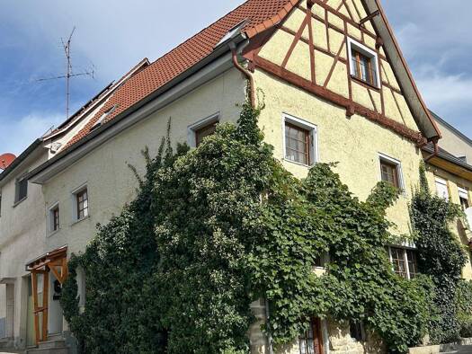 Einfamilienhaus zum Kauf 320.000 € 4,5 Zimmer 122,7 m² 100 m² Grundstück frei ab sofort Pfullendorf Pfullendorf 88630