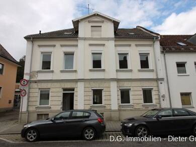 Mehrfamilienhaus zum Kauf 399.000 € 11 Zimmer 196 m² 194 m² Grundstück Neuburg Neuburg an der Donau 86633