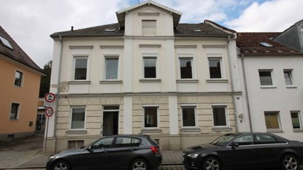 Mehrfamilienhaus zum Kauf 399.000 € 11 Zimmer 196 m² 194 m² Grundstück Neuburg Neuburg an der Donau 86633