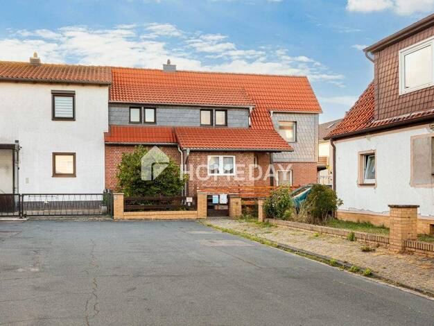 Doppelhaushälfte zum Kauf 178.000 € 8 Zimmer 110 m² 653 m² Grundstück Woltwiesche Lengede 38268