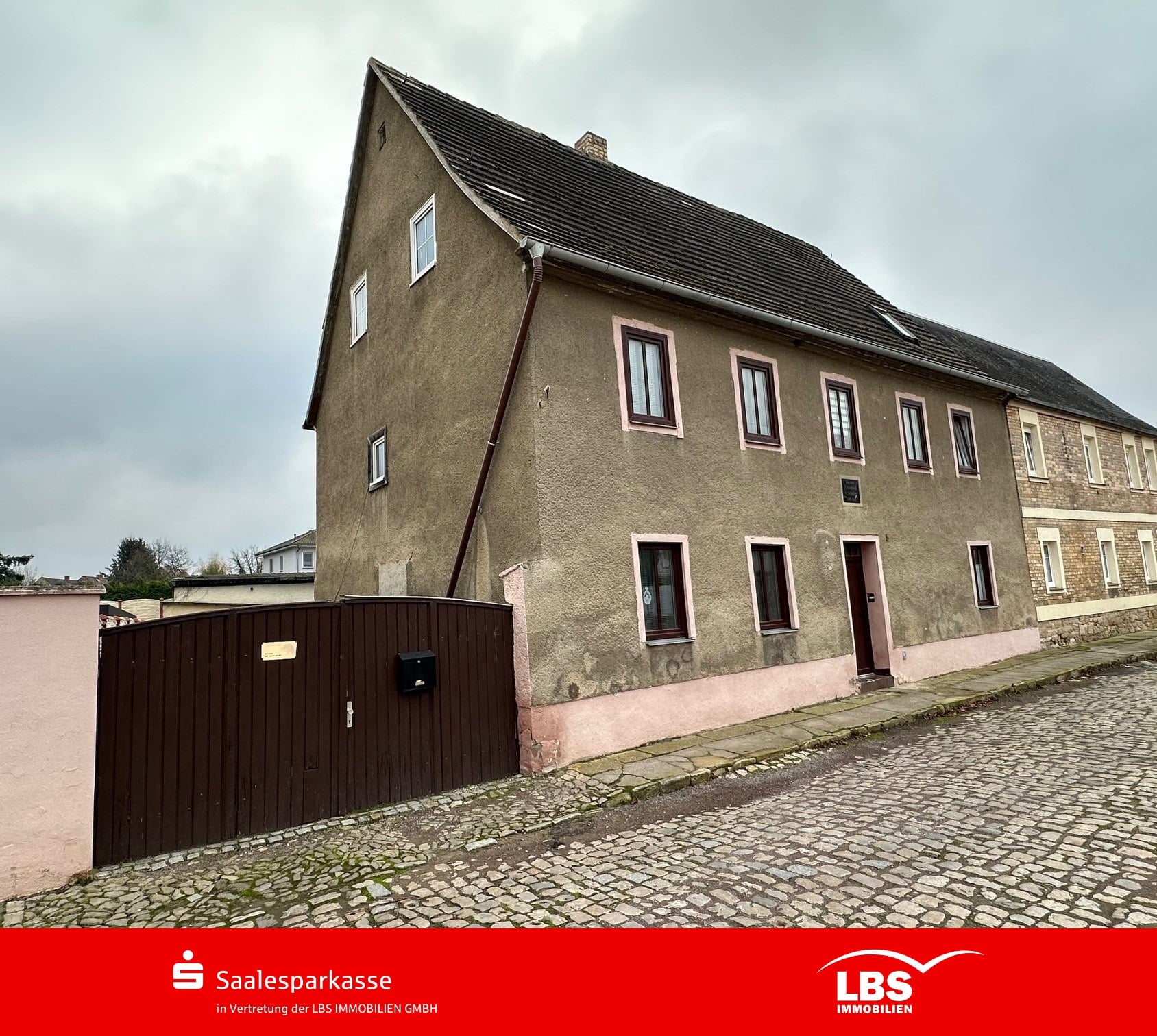 Einfamilienhaus zum Kauf 89.000 € 7 Zimmer 150 m²<br/>Wohnfläche 637 m²<br/>Grundstück ab sofort<br/>Verfügbarkeit Bad Lauchstädt Bad Lauchstädt 06246