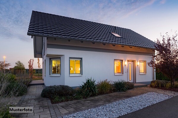 Einfamilienhaus zum Kauf 420.000 € 4 Zimmer 133 m²<br/>Wohnfläche 613 m²<br/>Grundstück Gerolzhofen Gerolzhofen 97447