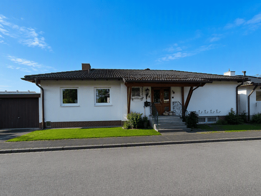 Einfamilienhaus zum Kauf provisionsfrei 720.000 € 4,5 Zimmer 136 m² 625 m² Grundstück frei ab sofort Moorenbrunn Südöstliche Außenstadt 90475