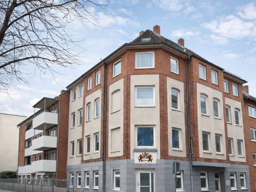 Haus zum Kauf 1.500.000 € 1.016,3 m² 763 m² Grundstück Gaarden-Ost Gaarden - Ost 24143