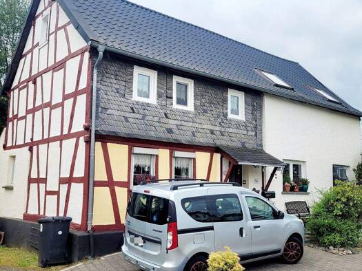 Einfamilienhaus zum Kauf 154.000 € 5 Zimmer 155 m² 428 m² Grundstück Gondershausen 56283