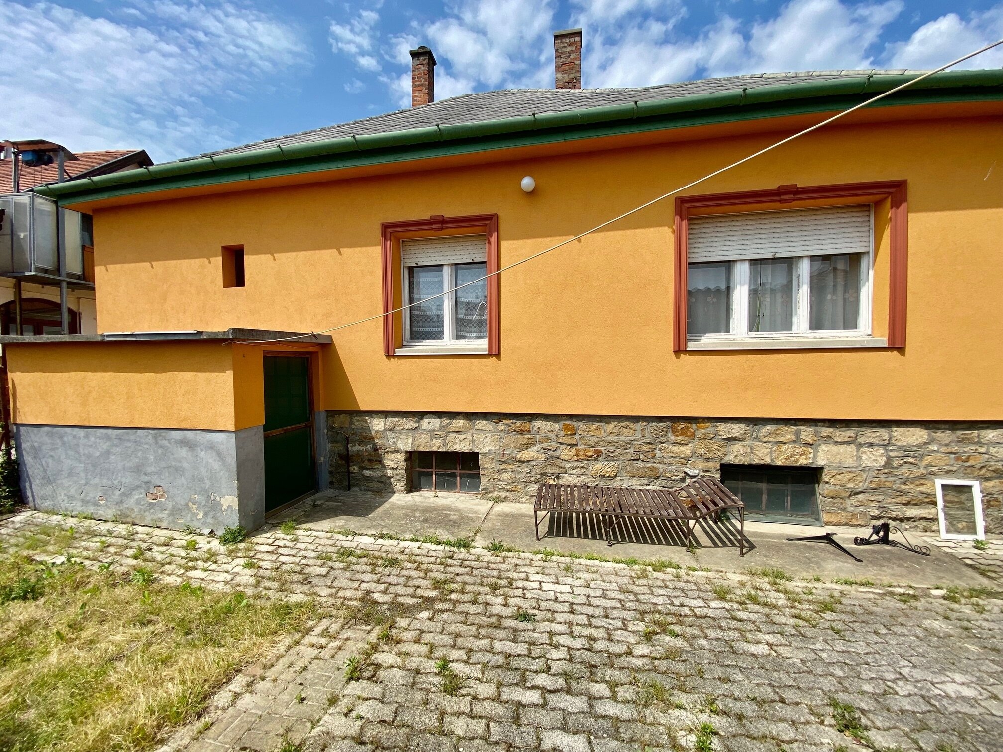 Einfamilienhaus zum Kauf als Kapitalanlage geeignet 139.900 € 3 Zimmer 80 m²<br/>Wohnfläche 289 m²<br/>Grundstück Deák Ferenc Keszthely 8360