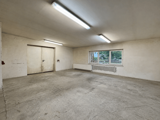 Produktionshalle zur Miete provisionsfrei 279 m² Lagerfläche teilbar von 43 m² bis 147 m² Hirschfelde Zittau 02788