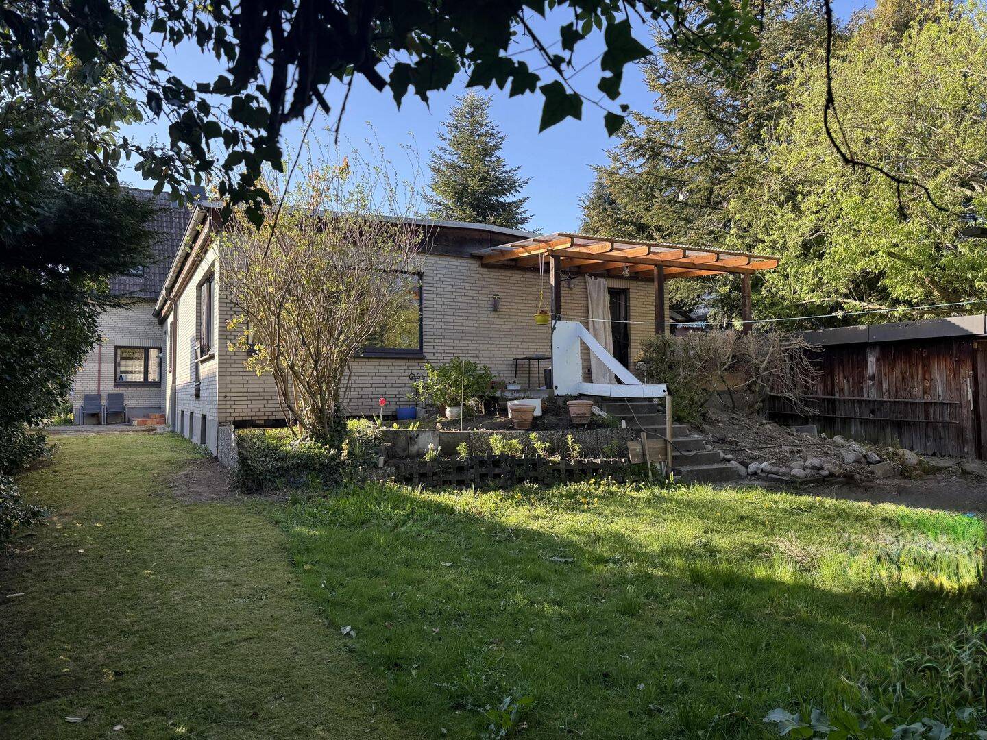 Mehrfamilienhaus zum Kauf - Ansicht 2