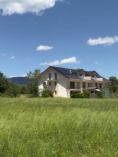 Wohnung zur Miete 1.270 € 3 Zimmer 83 m² Geschoss 1/2 frei ab 01.08.2025 Höglweg 13 Surheim Saaldorf-Surheim 83416