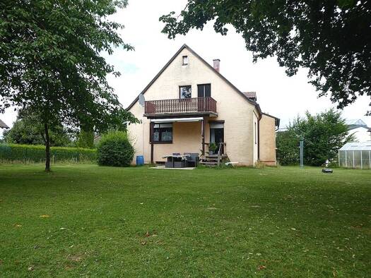 Einfamilienhaus zum Kauf 125.000 € 7 Zimmer 145 m² 923 m² Grundstück Konradsreuth Konradsreuth 95176