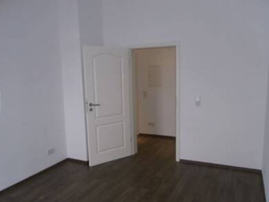 Wohnung zur Miete 950 € 3 Zimmer 4. Geschoss frei ab sofort Waldstrasse Offenbach am Main Offenbach am Main 63071