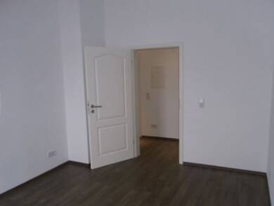 Wohnung zur Miete 950 € 3 Zimmer 4. Geschoss frei ab sofort Waldstrasse Offenbach am Main Offenbach am Main 63071